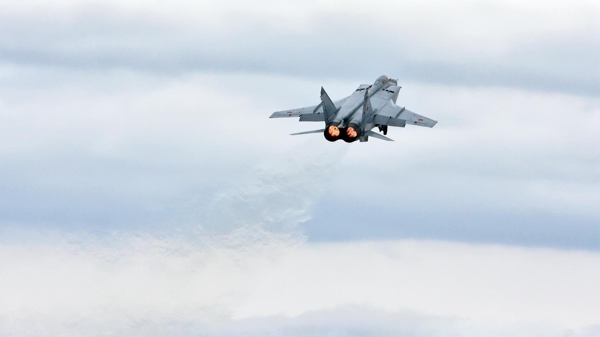 体育教师培训课程标准体系设计与执行情况调研,体育教师培训目标