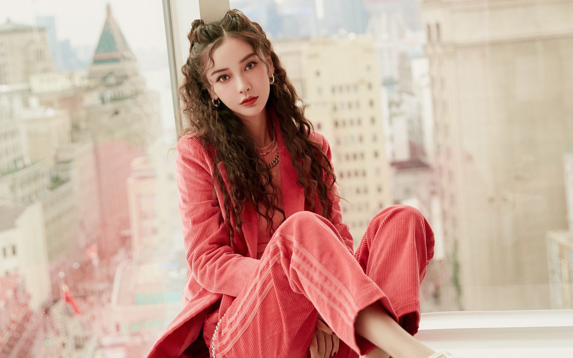 乐鱼体育网址-尤文图斯引援强势，中场实力大幅增强